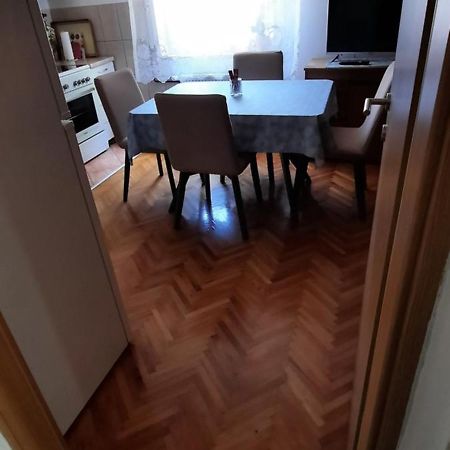 Appartamento Apartman Paulina Selce Esterno foto